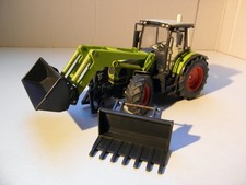 Siku Farmer 3656 Claas Ares 697 ATZ Traktor mit Frontlader und Gabel 1/32