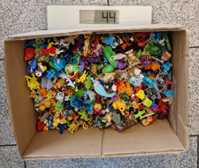 ca. 4,4 kg - Fererro Ü-Ei und anders Süßigkeiten-Spielzeug - Sammlung Paket