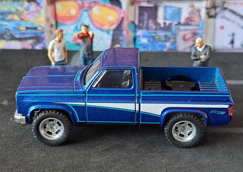 Hot wheels chevy - hot,