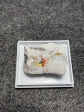 Realgar auripigment pyrit - realgar,,