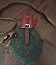 Alte Feldflasche aus den 50er Jahren, DDR ,Alutrinkbecher und Gurt, Gut erhalten