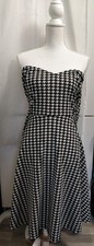 Super schickes Kleid trägerlos Hahnentritt Schwarz/Weiß Gr 3XL 50/52 Midi