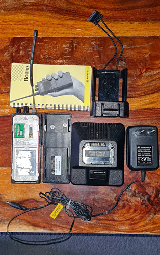 Motorola radius gp300 uhf - gp300,
