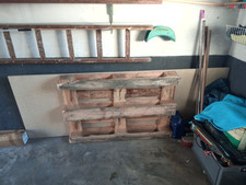 Euro Palette gebraucht mit aufgebrachter Spanplatte zum Transport von z.B Türen