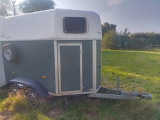 Pferdeanhänger Humbaur für 2 Pferde TÜV 4/2027