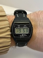 Elektronika 5 UdSSR – russische Digital-Quarzuhr, schwarz, Backlight, 80er Retro