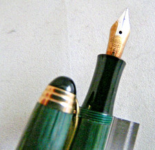 GEHA  760  Füller Perlgrün