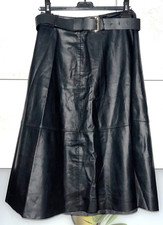 Sehr schöner neuer schwarzer