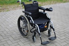 Alber AAT V-Max Schiebehilfe mit Meyra Eurochair 2 Rollstuhl SB:50cm