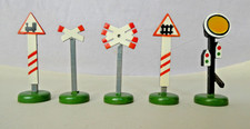 Eisenbahnschilder mit Vorsignal - alte Erzgebirge Miniaturen aus Holz