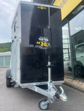 Humbaur Notos XTRA Pro 2-Pferdeanhänger Fronstausstieg