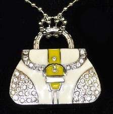 USB Stick 4 GB Handtasche