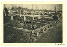 Orig. Foto Grab 134.ID Offizier in Friedhof Krasny Oktjabr BOLCHOW Russland 1942