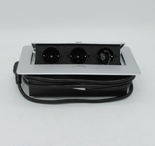 Versenkbare Dreifach-Steckdose - Aluminium-Spritzguss - mit Weichöffnung