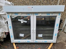 Fenster mit Aufbaurollade