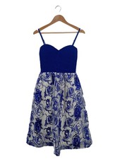 LITTLE MISTRESS Abendkleid