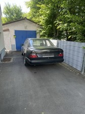 Mercedes E230 W124 NICHT FAHRTAUGLICH/KEIN TÜV/für Bastler Oder Ausschlachten
