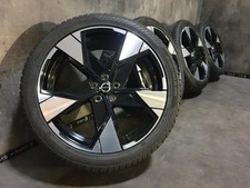 Original Volvo EX30 Alufelgen Winterreifen 245/40 R 20 2024 Nokian 80000289