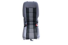 VW Touran Sitz hinten mitte