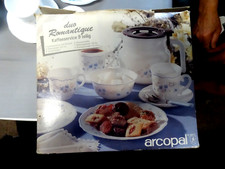 Schönes Geschirr-Set für 2 Personen OVP