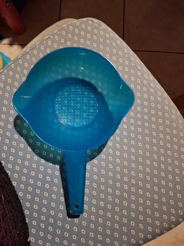 Tupperware goldregen sieb - goldregen,
