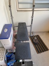 hantelbank mit gewichten