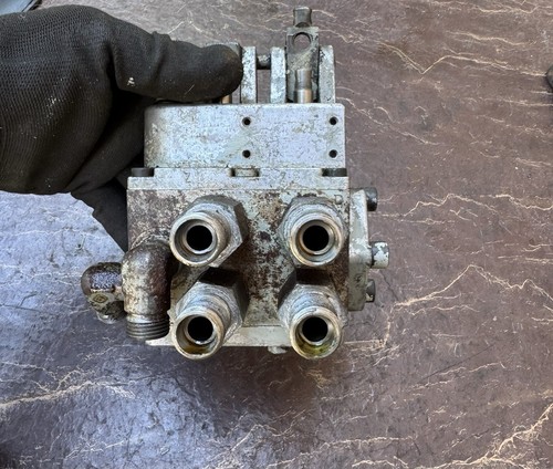 Steuerblock/Hydraulikventil