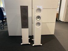 KEF R5 Meta white