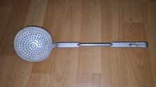 alte Aluminium Alu Loch Schaum Kelle Kantine DDR Schöpfkelle Siebkelle Ostalgie