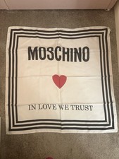 Moschino Seidentuch "In Love