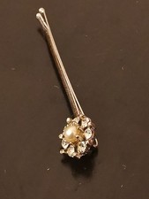 Haarspange mit Strasssteinen