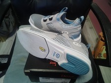 Neuwertige Bowlingschuhe von