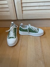 Tolle Sneaker von TOSCA BLU