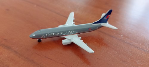 Flugzeugmodell boeing 737 - flugzeugmodell,