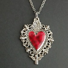 Gothic Heiliges Herz Halskette