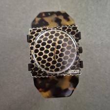 S.T.A.M.P.S Damenarmbanduhr – Wildes Design im Animal-Style