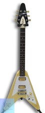 Aria Pro II E-Gitarre Flying V