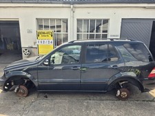 Schlachtfest Mercedes ML W163
