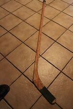 Unikat Eishockey Eisbären Schläger SC Dynamo Berlin mit  orig. Autogrammen 1974