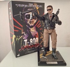 Terminator t800 hot toys - t800,