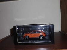 Audi Q3 Sportback (Mod. F3) - iScale 1:43 - SELTEN - pulsorange - OVP