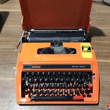 Schreibmaschine Brother Deluxe 750TR, Orange, Vintage Unbenutzt (B)
