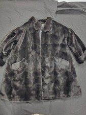 Echter Pelz geschorener Wiesel