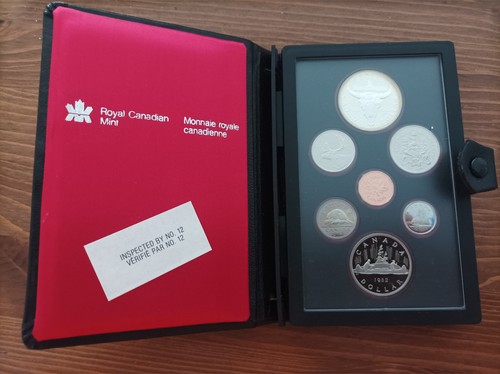 Royal canadian mint - royal,
