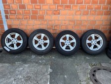 Komplettsatz Hyundai IX35 Zub.   - 16 Zoll Alufelgen auf Winterreifen