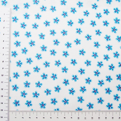 Blaue blumen auf weiß - auf,
