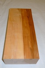 Apfelholz; 33 x 14 x 7 cm
