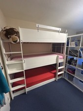 Hochbett mit 3 Etagen Bett 90x200