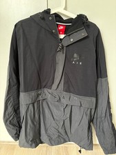 Nike Air Windbreaker, Größe