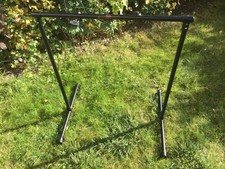 Gong-bzw. Perkussionständer von Stagg, flexibel, leicht, aber stabil